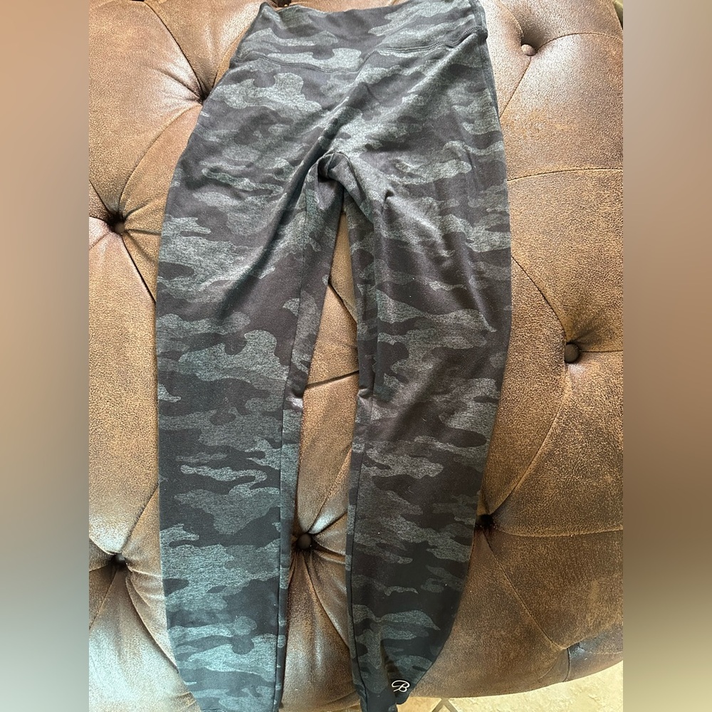 Bombshell Leggings
